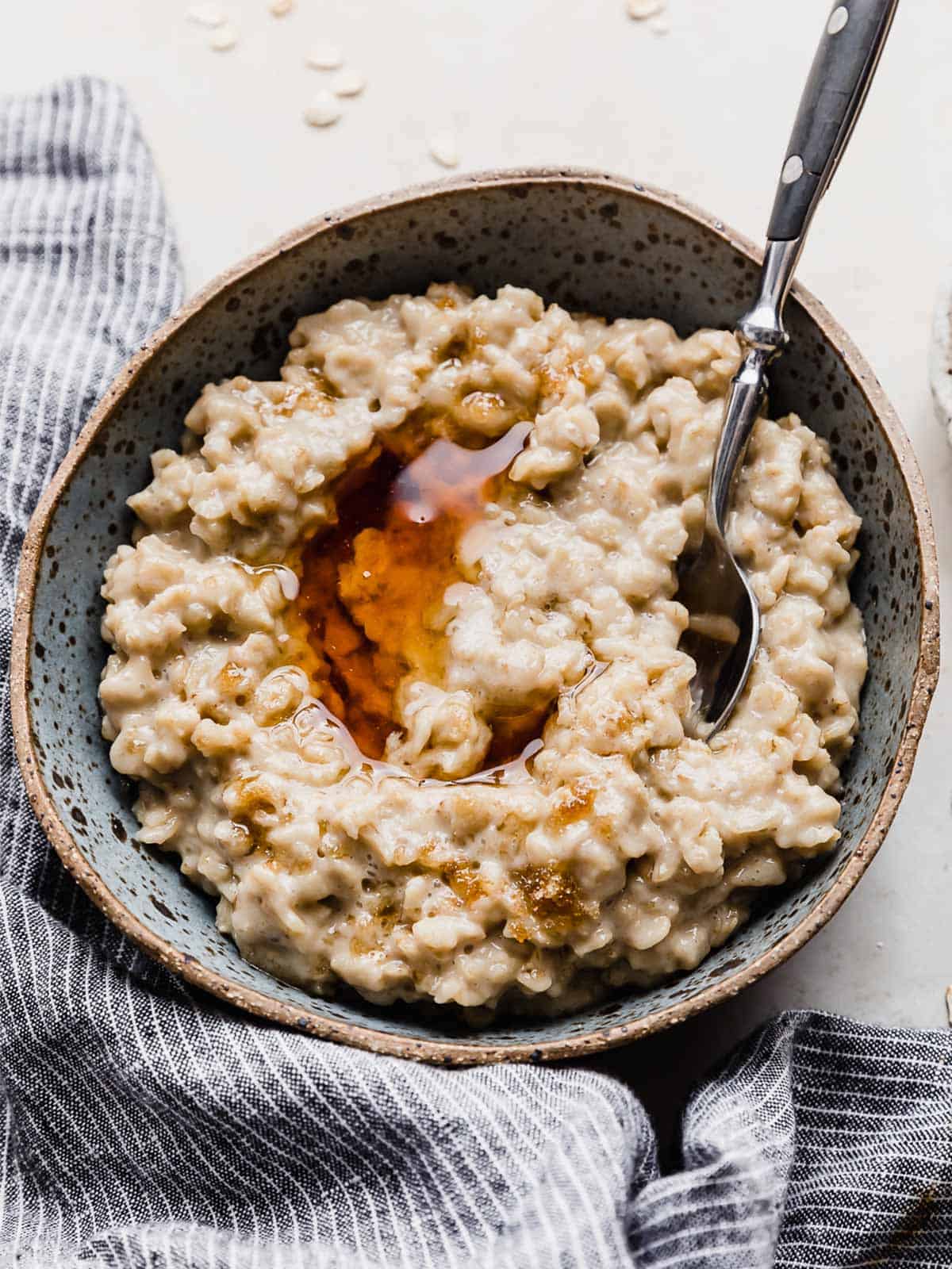 Maple Oatmeal w. Turkey Sausage